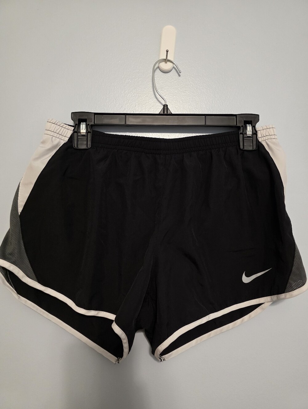 Nike Women Shorts Medium